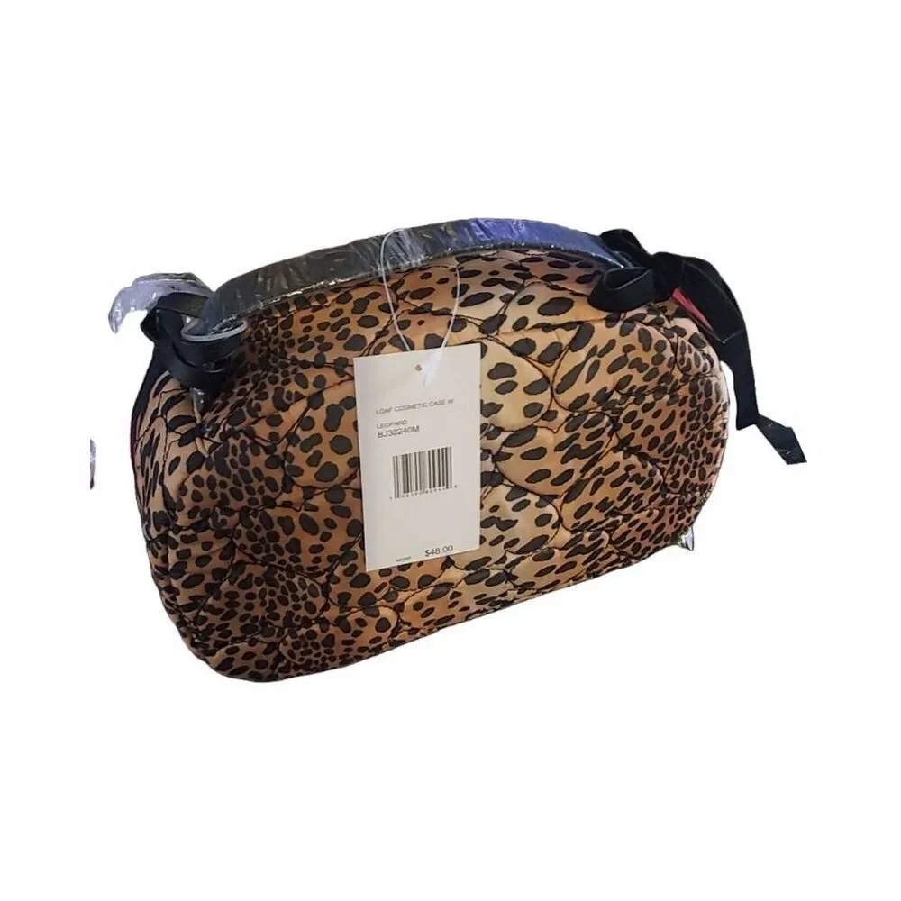NWT~BETSEY JOHNSON Loaf Cosmetic case with Heart Mirror~Leopard design~$48